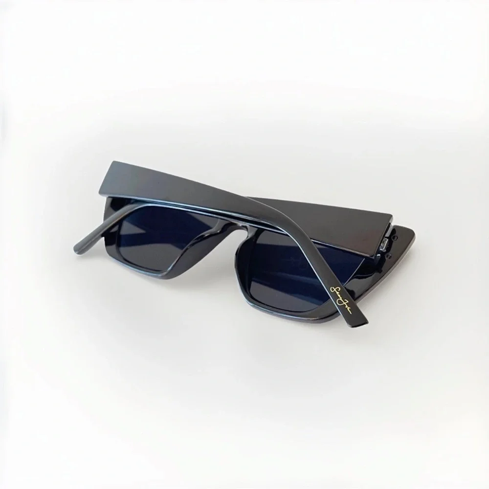 Sean John Black Cat Eye Vintage Style‎ Sunglasses / Dark Grey UV Lenses - New